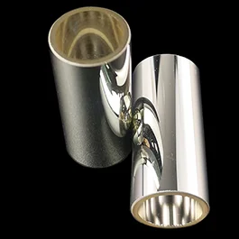 Tubos con recubrimiento reflectivo plateado